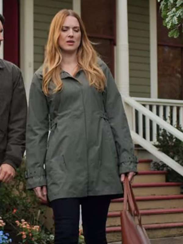Alexandra Breckenridge Virgin River S02 Green Jacket
