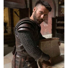 Finan The Last Kingdom S04 Vest
