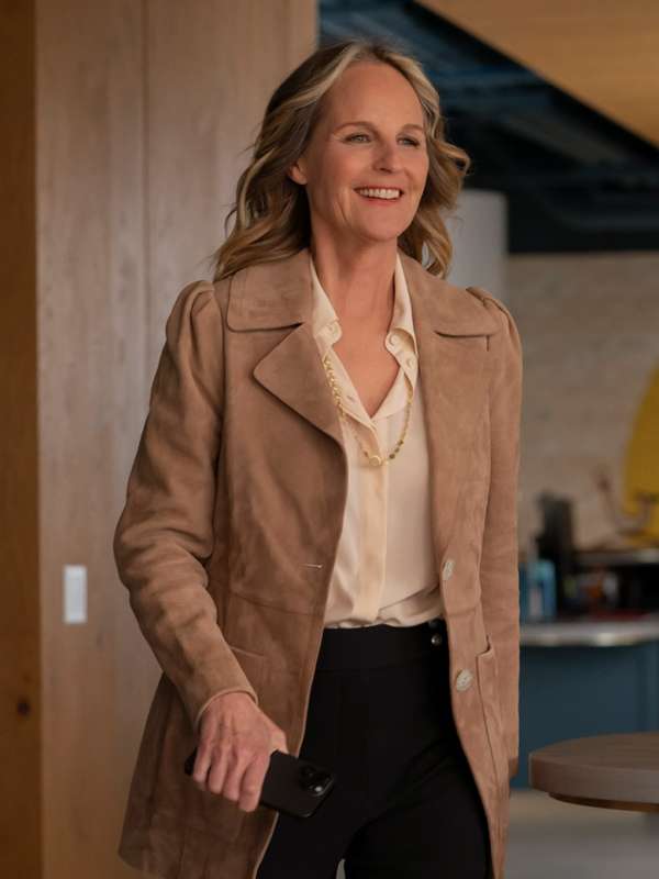 Winnie Landell Hacks S03 Brown Coat