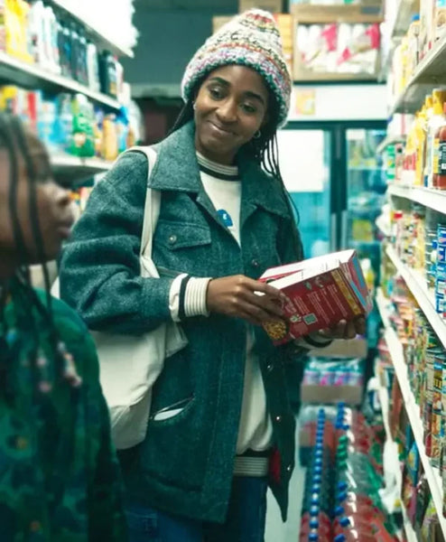 The-Bear-S04-Ayo-Edebiri-Wool-