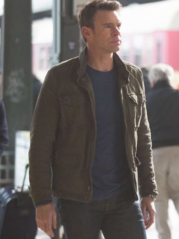 Whiskey Cavalier Will Chase Green Jacket