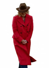 Finding Mr. Christmas S02 Alison Sweeney Red Coat