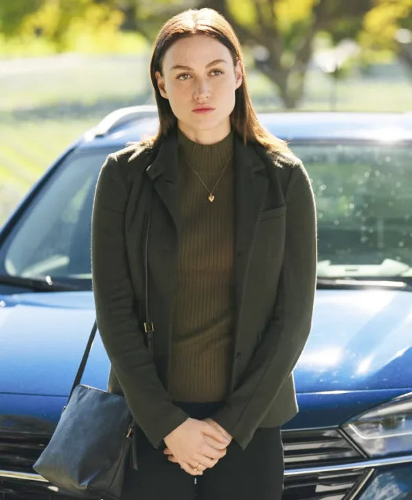 Bosch Legacy S03 Madison Lintz Blazer