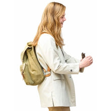 Elle Fanning A Complete Unknown White Trench Coat in cotton