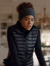 Antonia Gentry Ginny & Georgia S02 Black Vest
