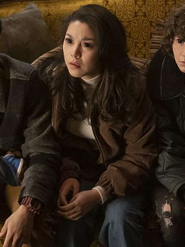 Goosebumps S01 Isabella Brown Jacket