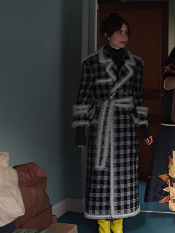 Emily in Paris S04 Lily Collins Plaid Coat