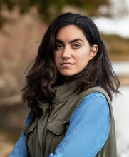 Lynley S01 Sofia Barclay Green Vest