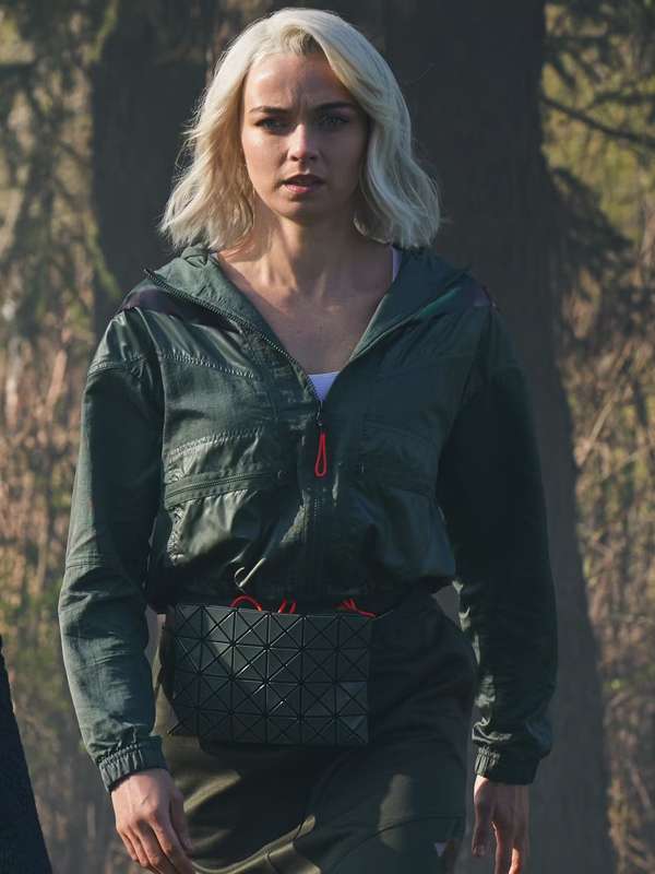 Christine Chapel Star Trek Strange New Worlds Green Jacket