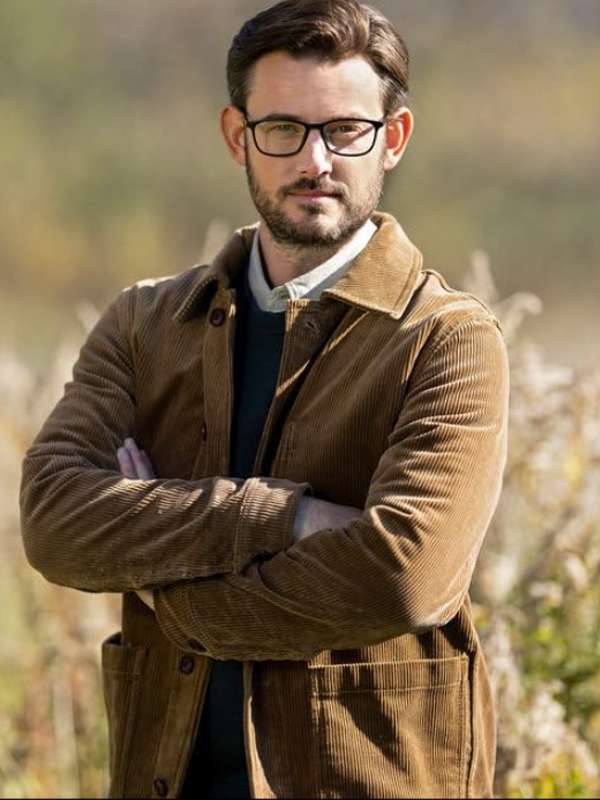 Elliot Augustine The Way Home S01 Brown Jacket