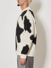 Saturday Night Live UK S01 Kasabian Cow Cardigan