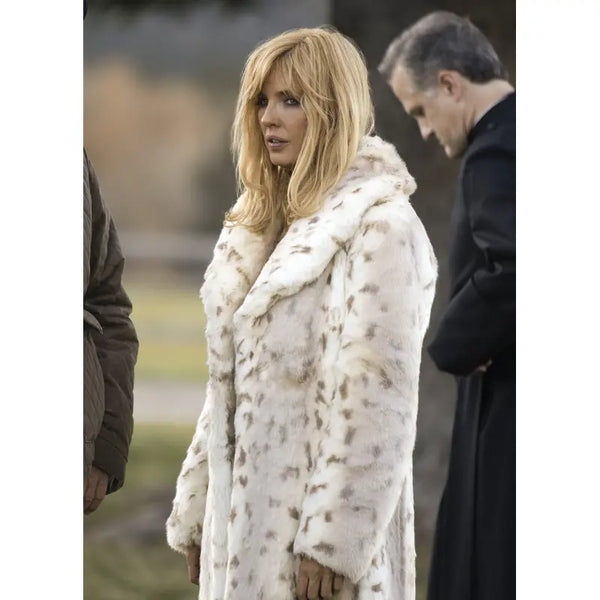 Yellowstone S04 Beth Dutton Fur Coat